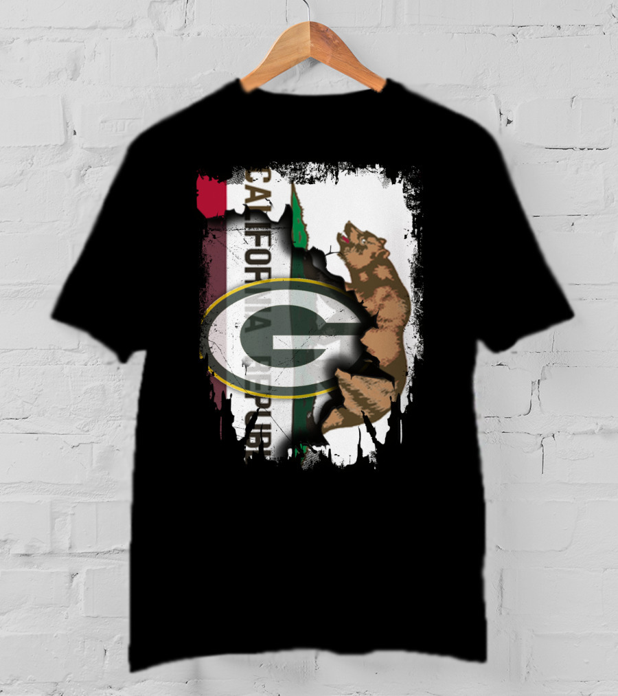 California Republic With Green Bay Packers Logo And Bear T-Shirt