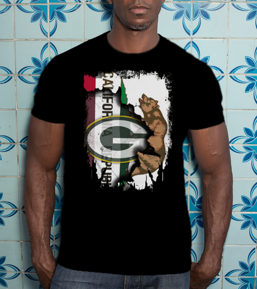 California Republic With Green Bay Packers Logo And Bear T-Shirt