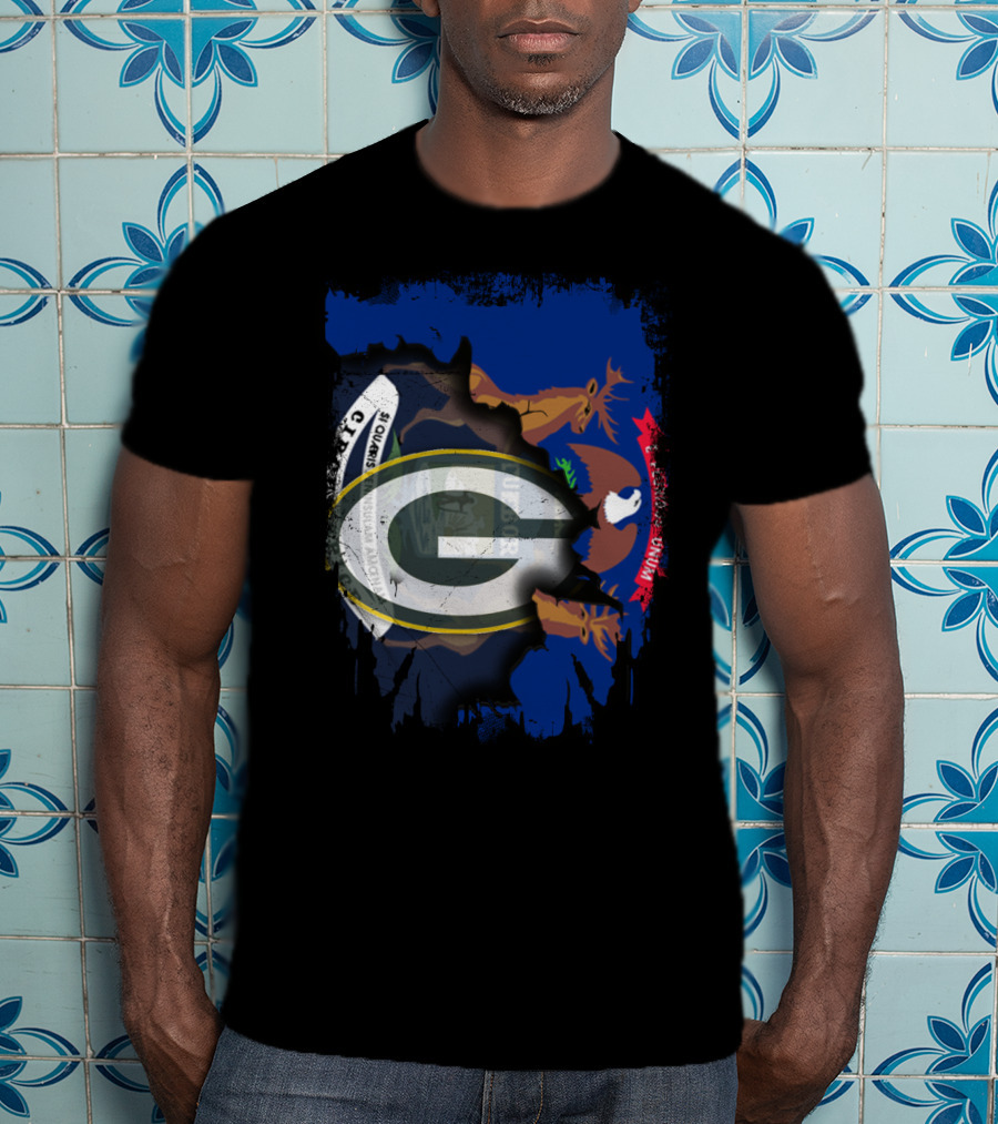 Michigan And Packers Unity With Iconic Symbol Integration T-Shirt