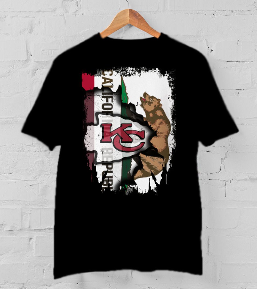 California Republic Bear With Kansas City Chiefs Logo Fusion T-Shirt