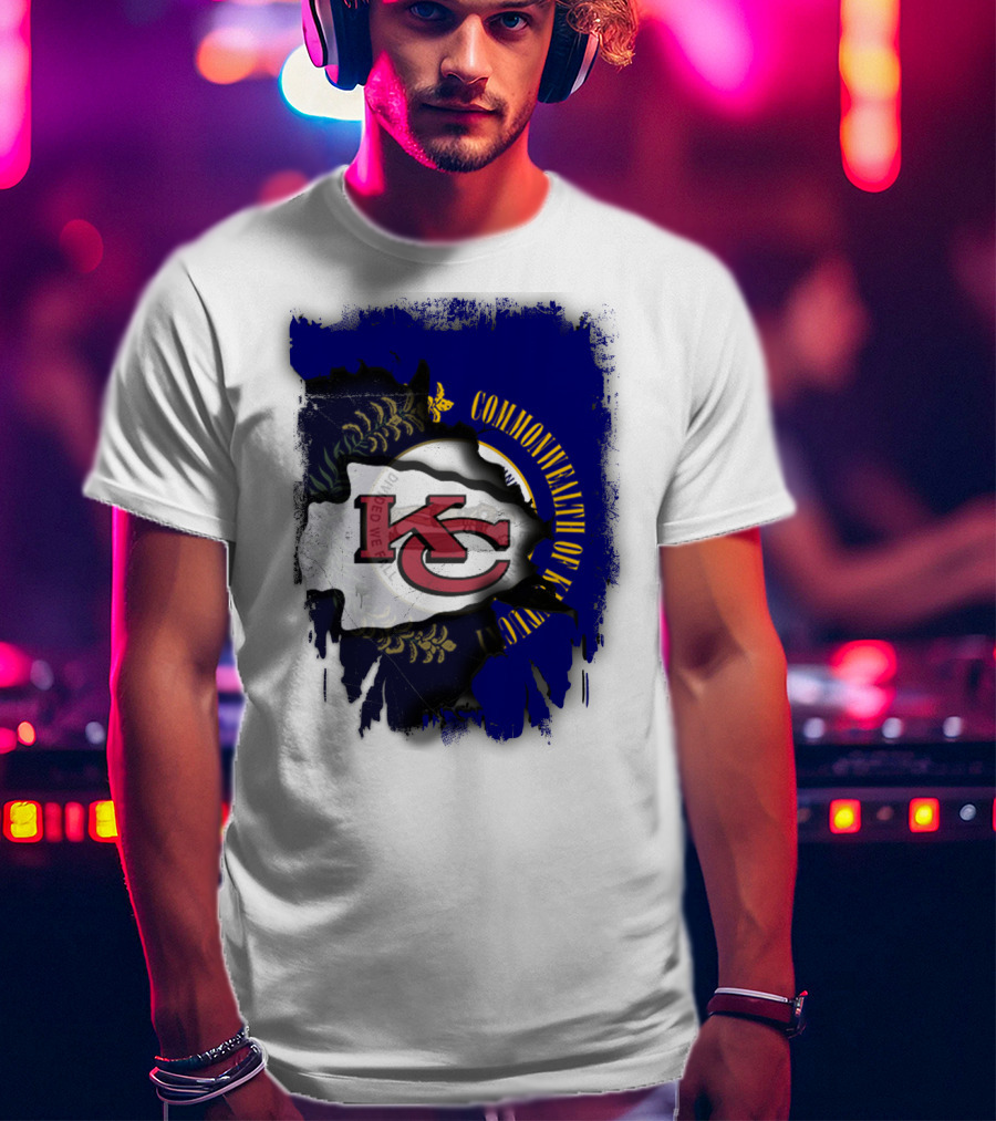 Kansas City Chiefs And Commonwealth Of Kentucky United T-Shirt