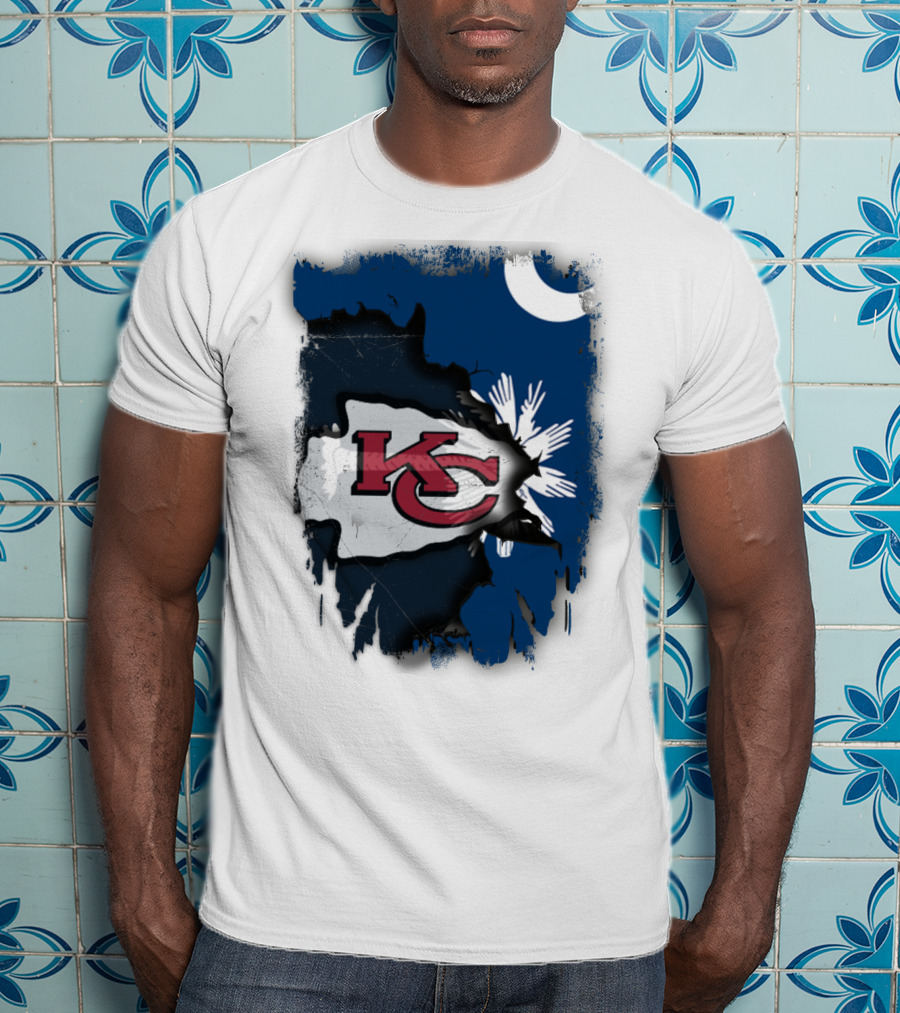 KC Chiefs Meet South Carolina Flag United T-Shirt