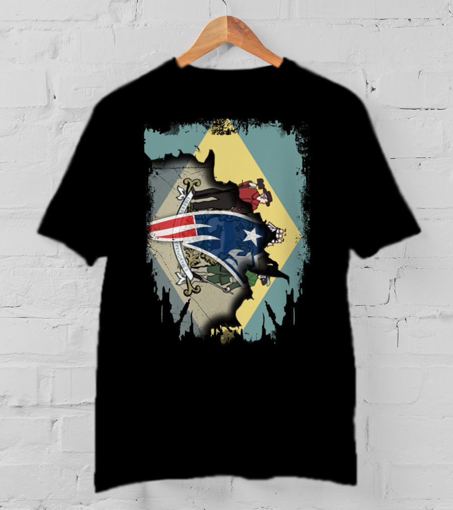 Delaware Flag With Ripped American Patriot Crest T-Shirt