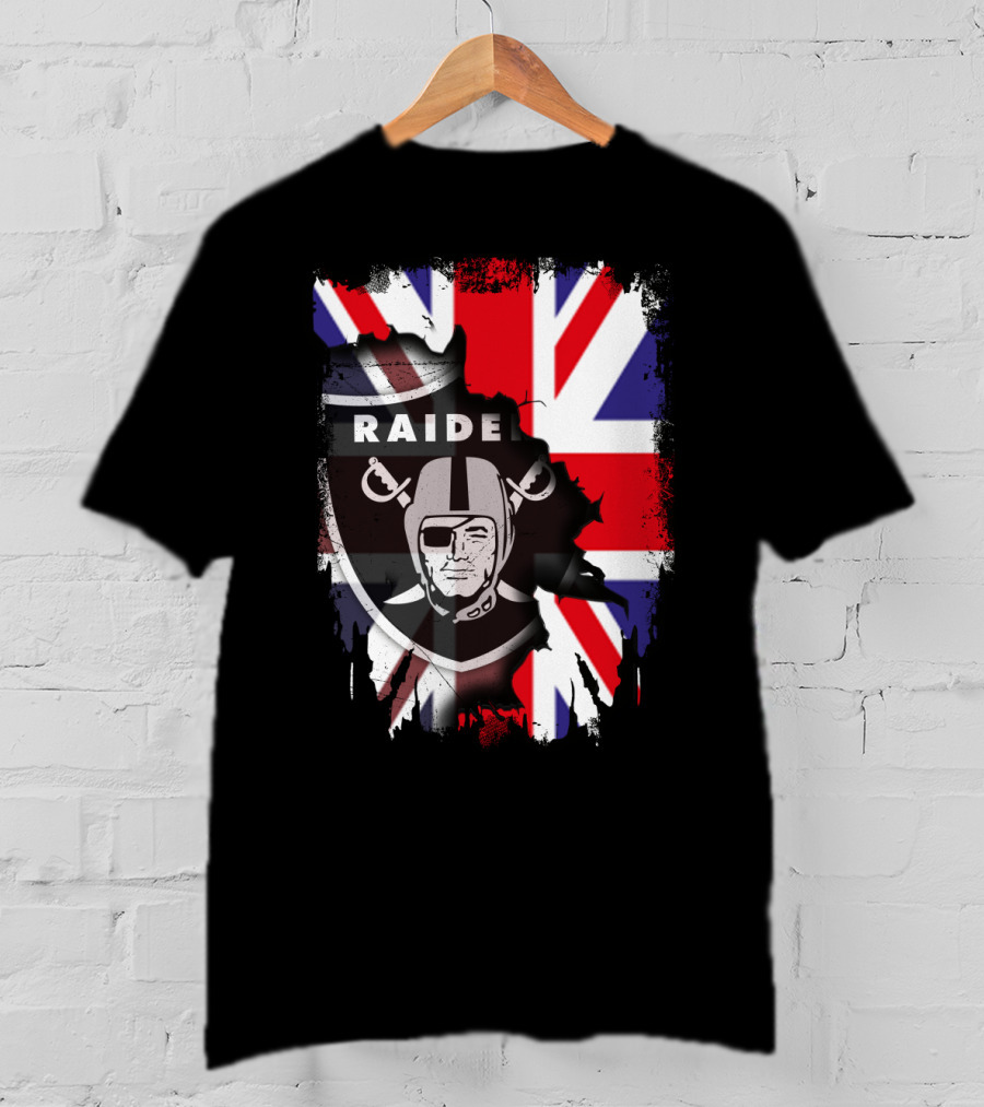 Raider Helmet With Union Jack Flag Fusion T-Shirt