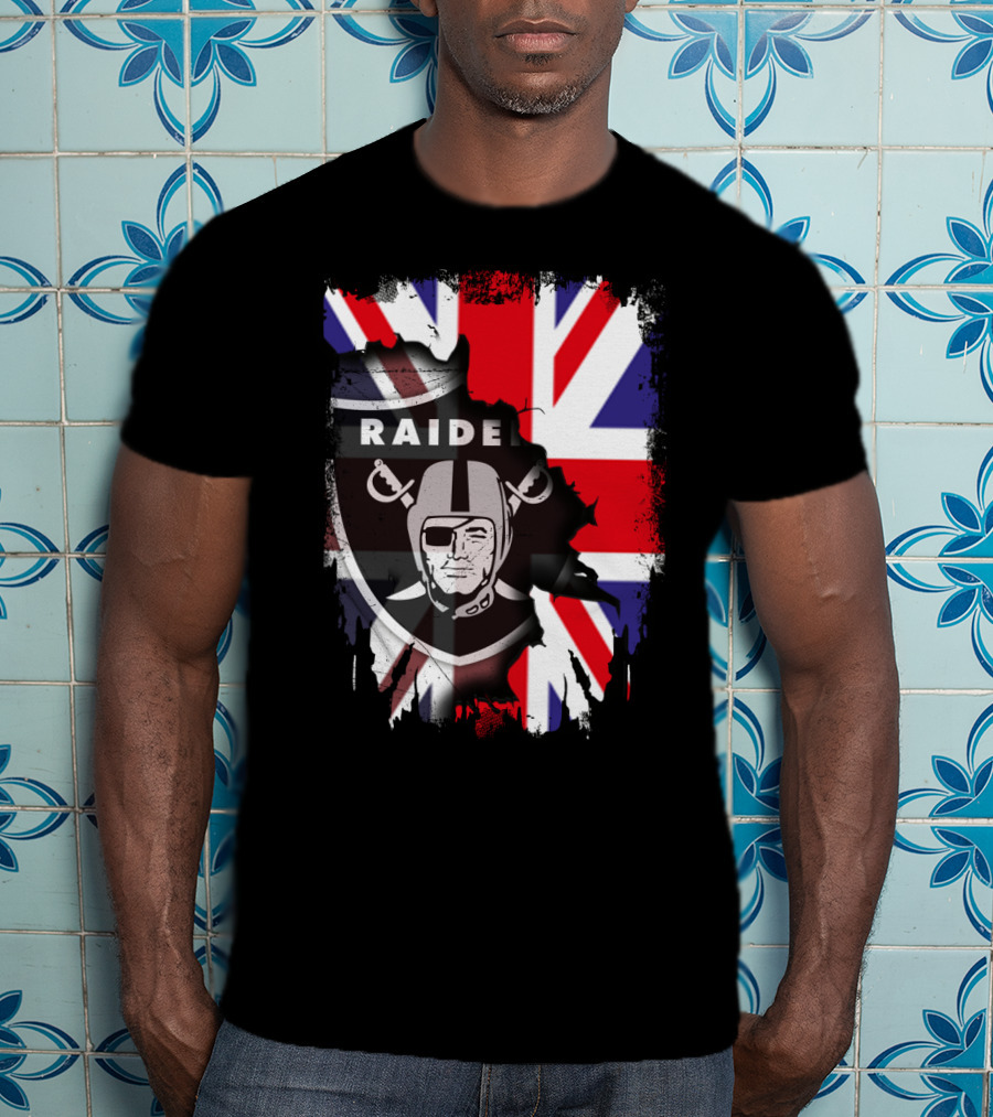 Raider Helmet With Union Jack Flag Fusion T-Shirt