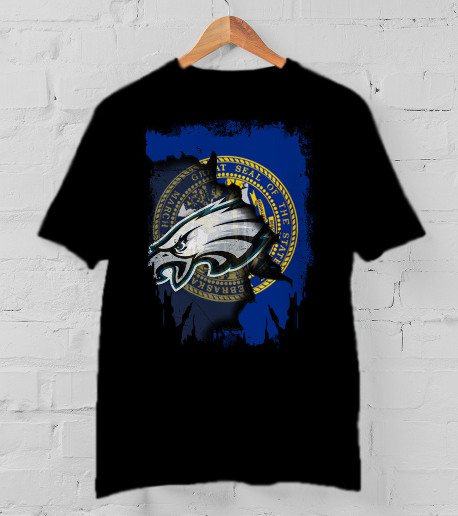 Great Seal Of Nebraska With Eagles Roaring T-Shirt