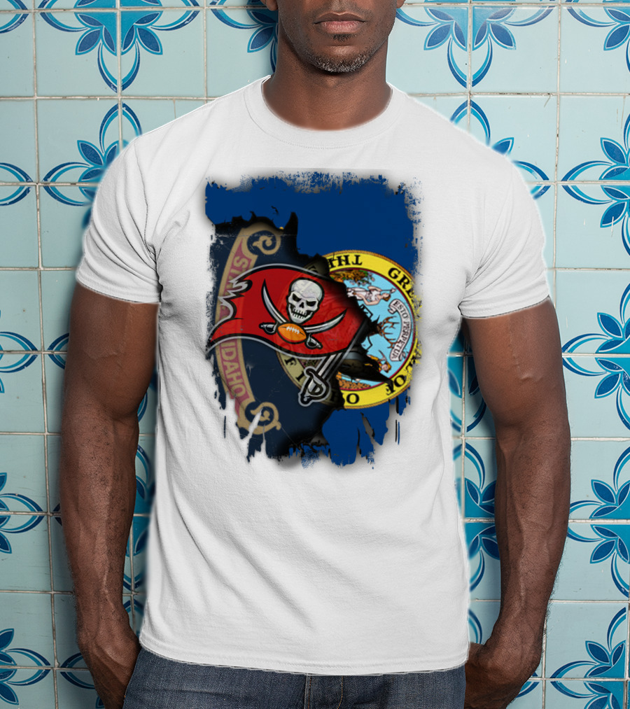 Idaho State Meets Buccaneers Flag Fusion T-Shirt