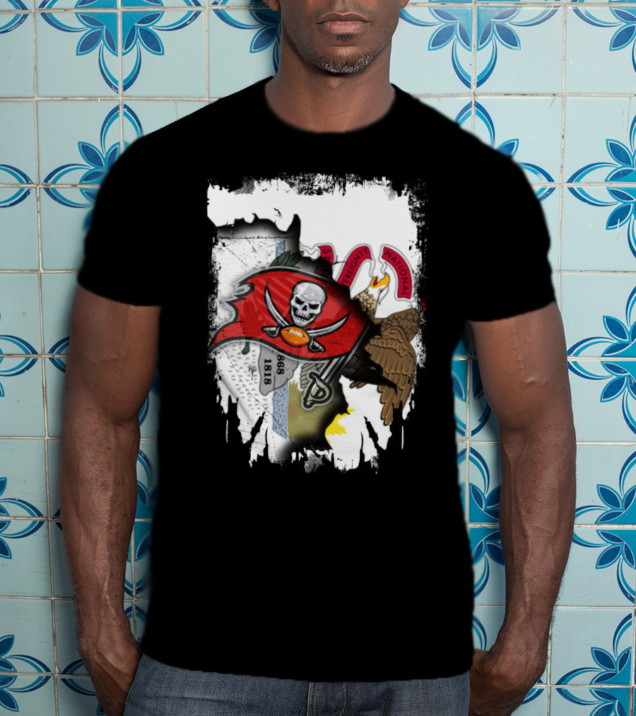 Union Illinois With Buccaneers Flag And Eagle 1868 Elements T-Shirt