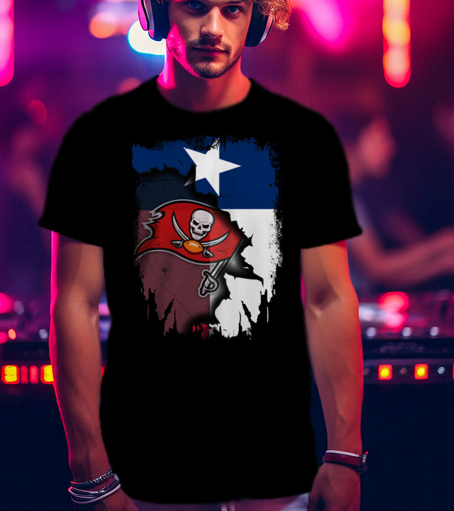 Texas Flag And Tampa Bay Buccaneers Skull And Swords Football Logo Combination T-Shirt