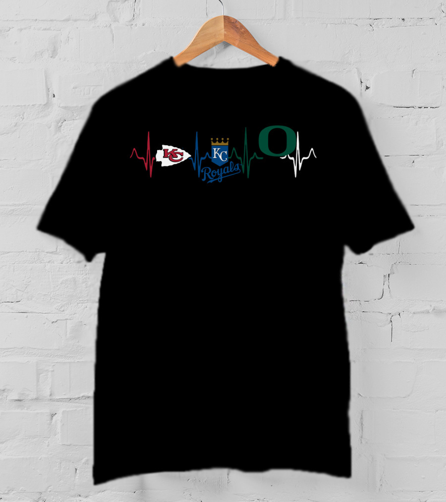 Love Chiefs Royals Oregon Ducks Heartbeat T-Shirt