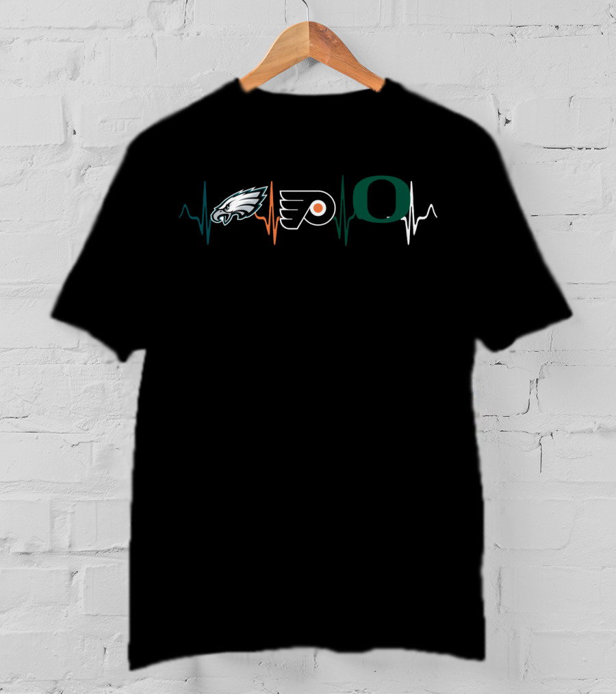 Love Eagles Philly Flyers Oregon Ducks Football And Hockey Fan Heartbeat T-Shirt
