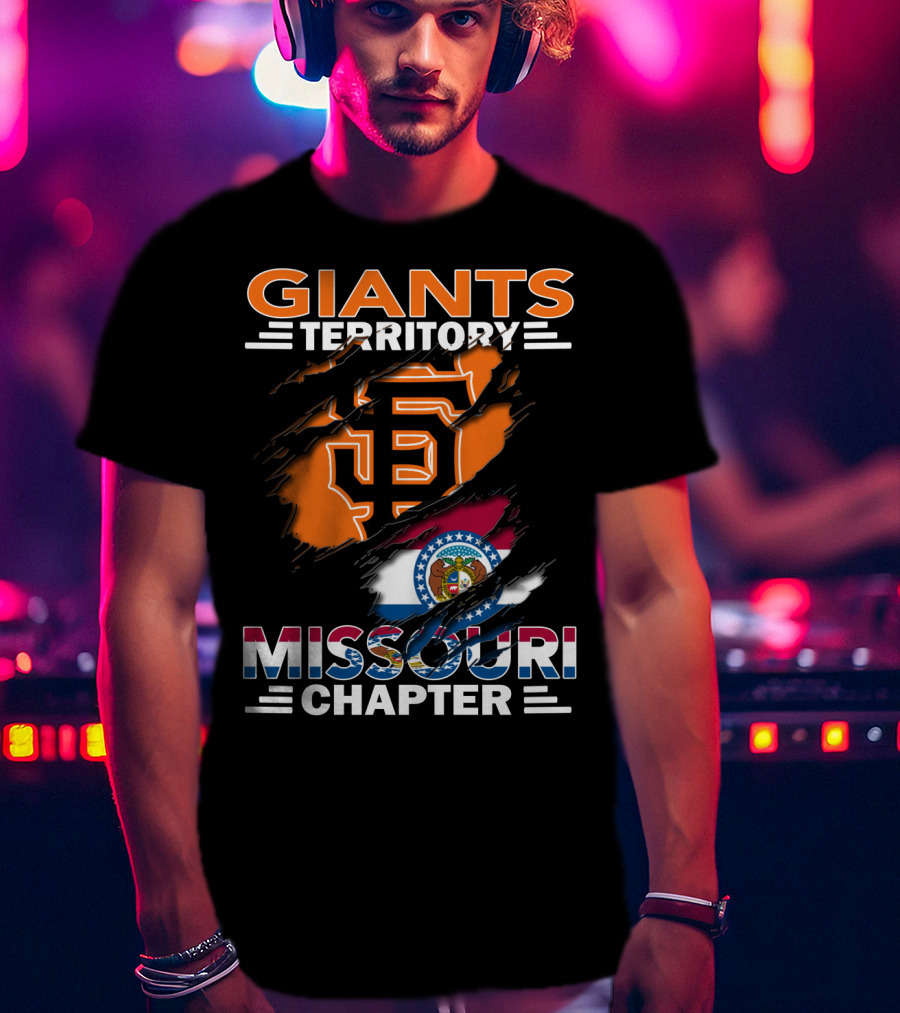 Giants Territory Missouri Chapter Sf Logo American Flag T-Shirt