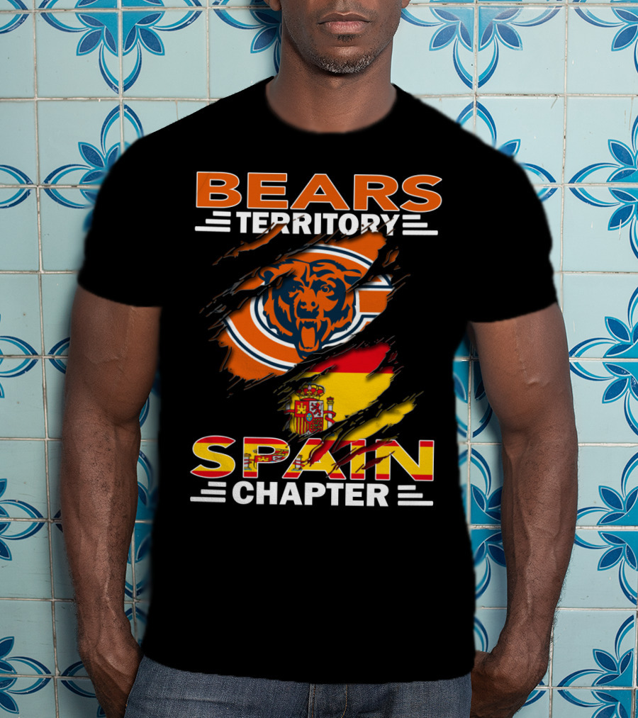 Bears Territory Spain Chapter Chicago Bears Flag T-Shirt
