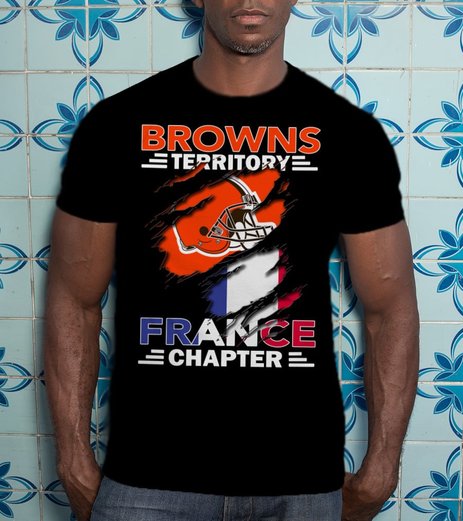 Browns Territory France Chapter Helmet And Flag T-Shirt