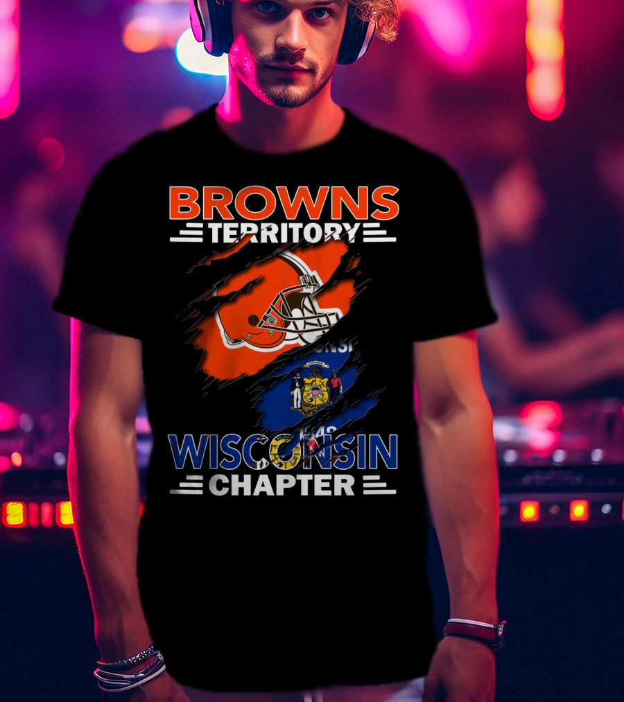 Browns Territory Wisconsin Chapter Helmet Over State Flag T-Shirt