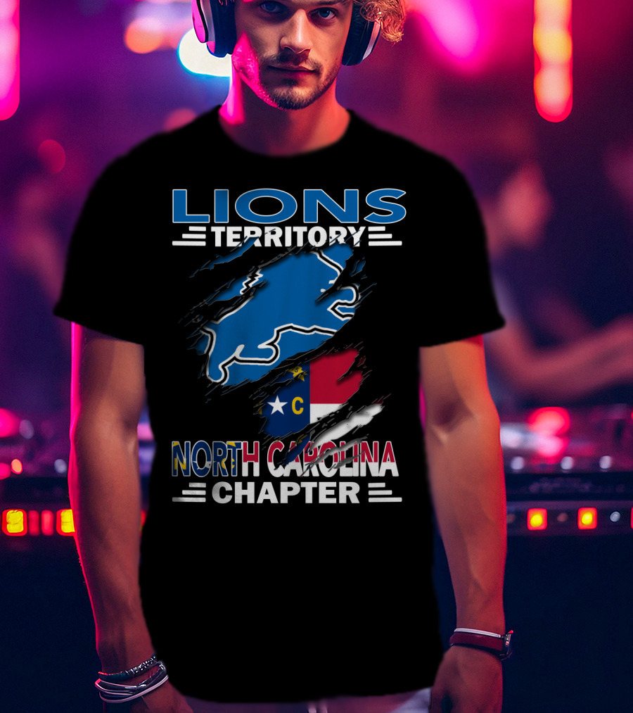 Lions Territory North Carolina Chapter State Flag Ripped T-Shirt