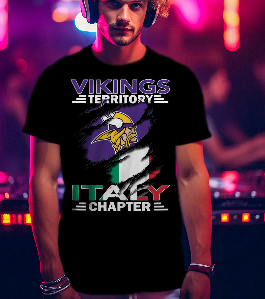 Vikings Territory Italy Chapter Flag T-Shirt