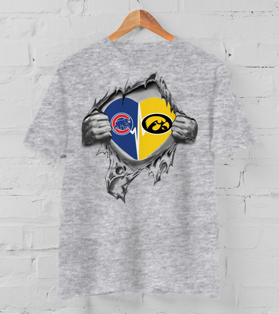 Cubs Hawkeyes Heart Symbol Hands T-Shirt