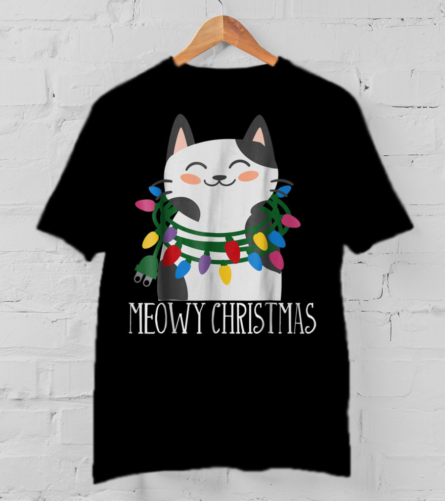 Meowy Christmas Holiday Funny Catma With Festive Lights And Happy Smiling Cat T-Shirt