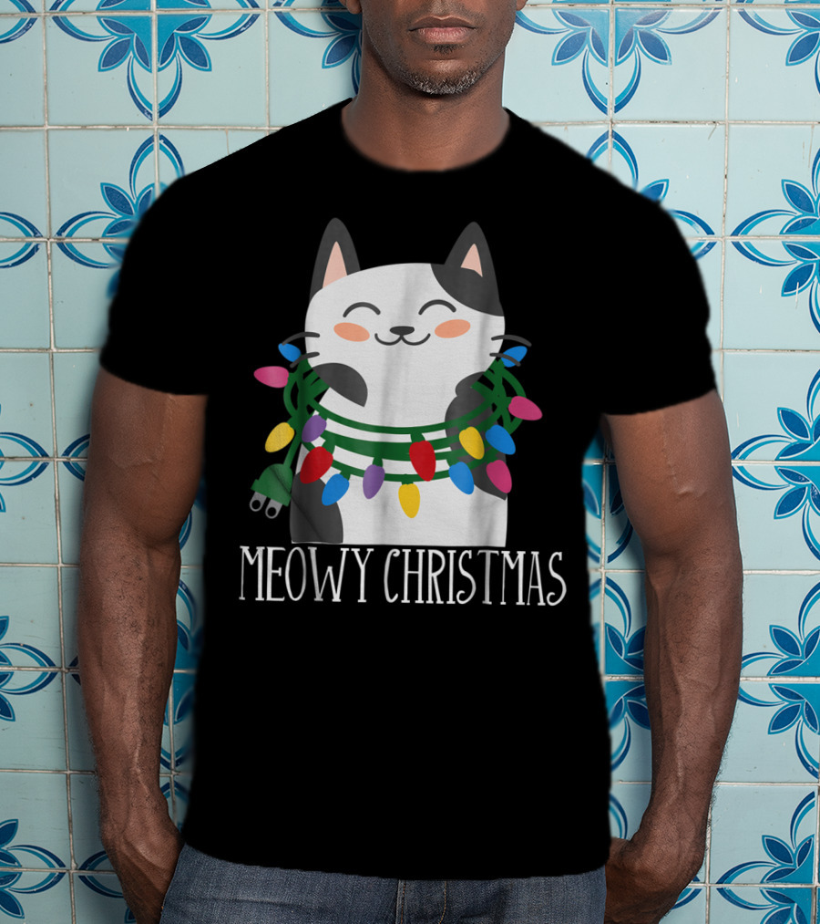Meowy Christmas Holiday Funny Catma With Festive Lights And Happy Smiling Cat T-Shirt