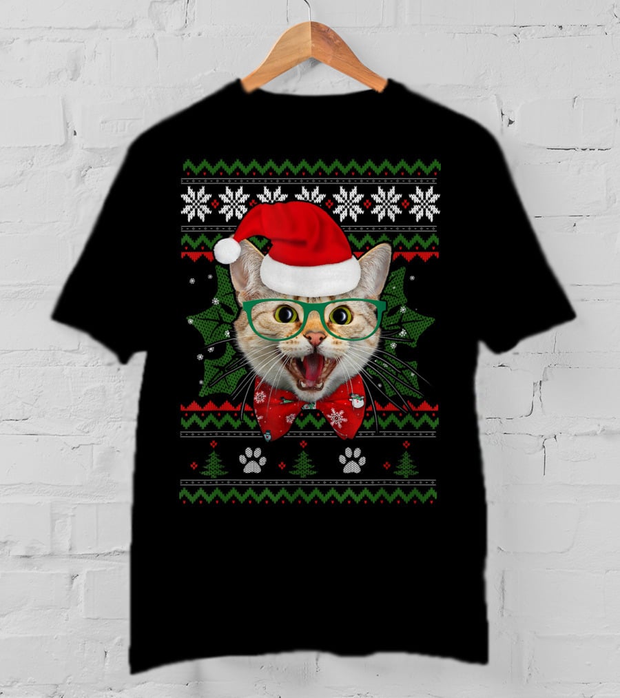 Santa Cat Holiday Ugly Christmas Sweater Look With Holly And Paws T-Shirt
