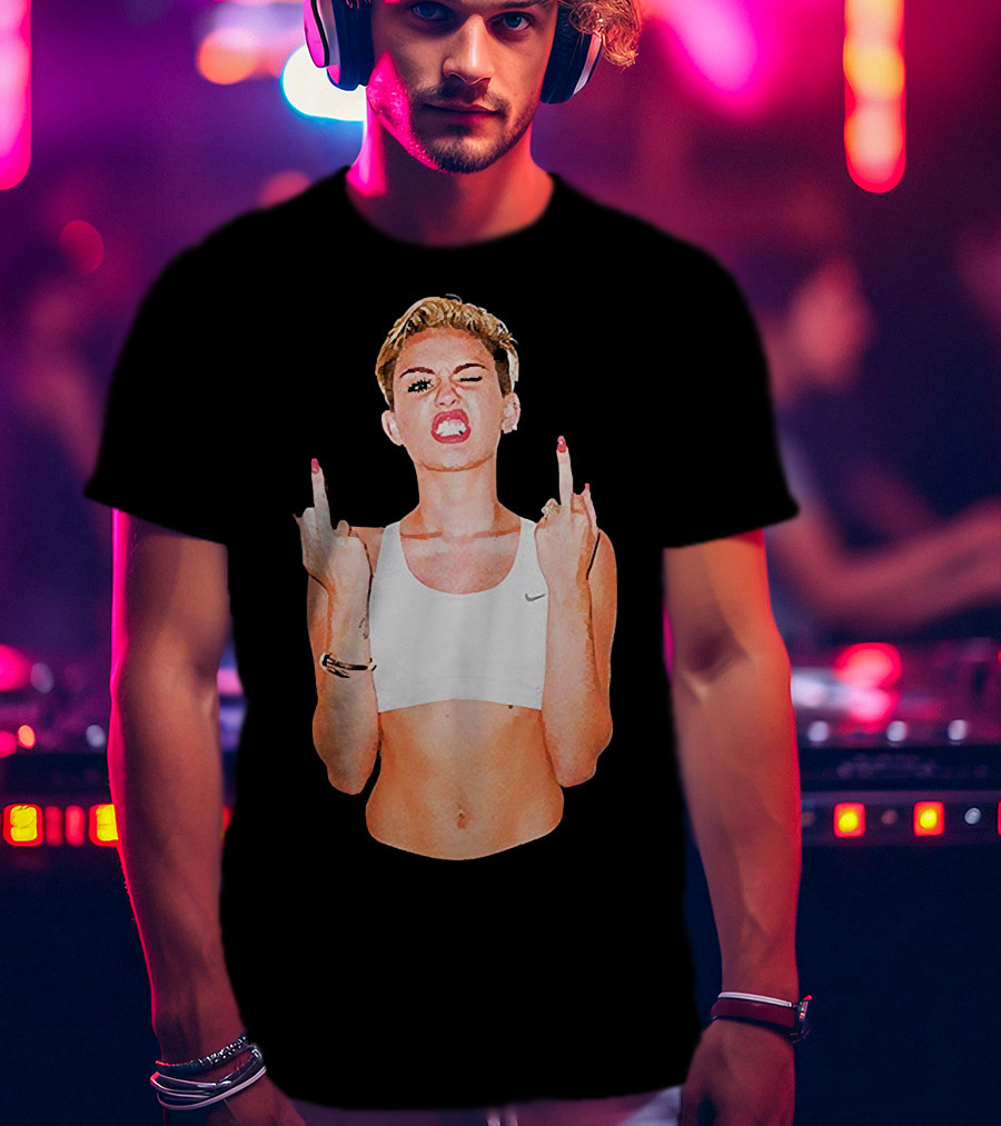 Miley Cyrus Middle Finger Up Pose Cropped Tank Top T-Shirt