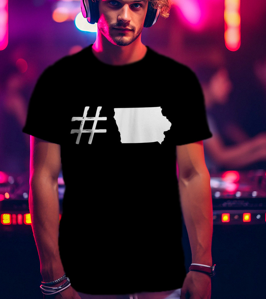 Iowa IA USA Flag Holiday Traveling T-Shirt