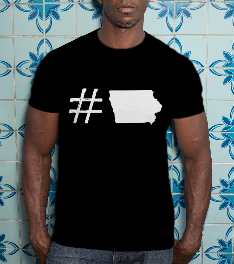 Iowa IA USA Flag Holiday Traveling T-Shirt