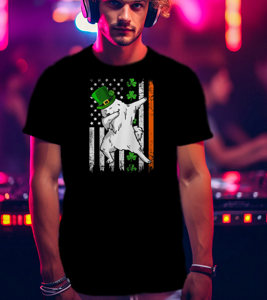 Dabbing Samoyed Leprechaun Patrick Irish Flag Shamrocks T-Shirt