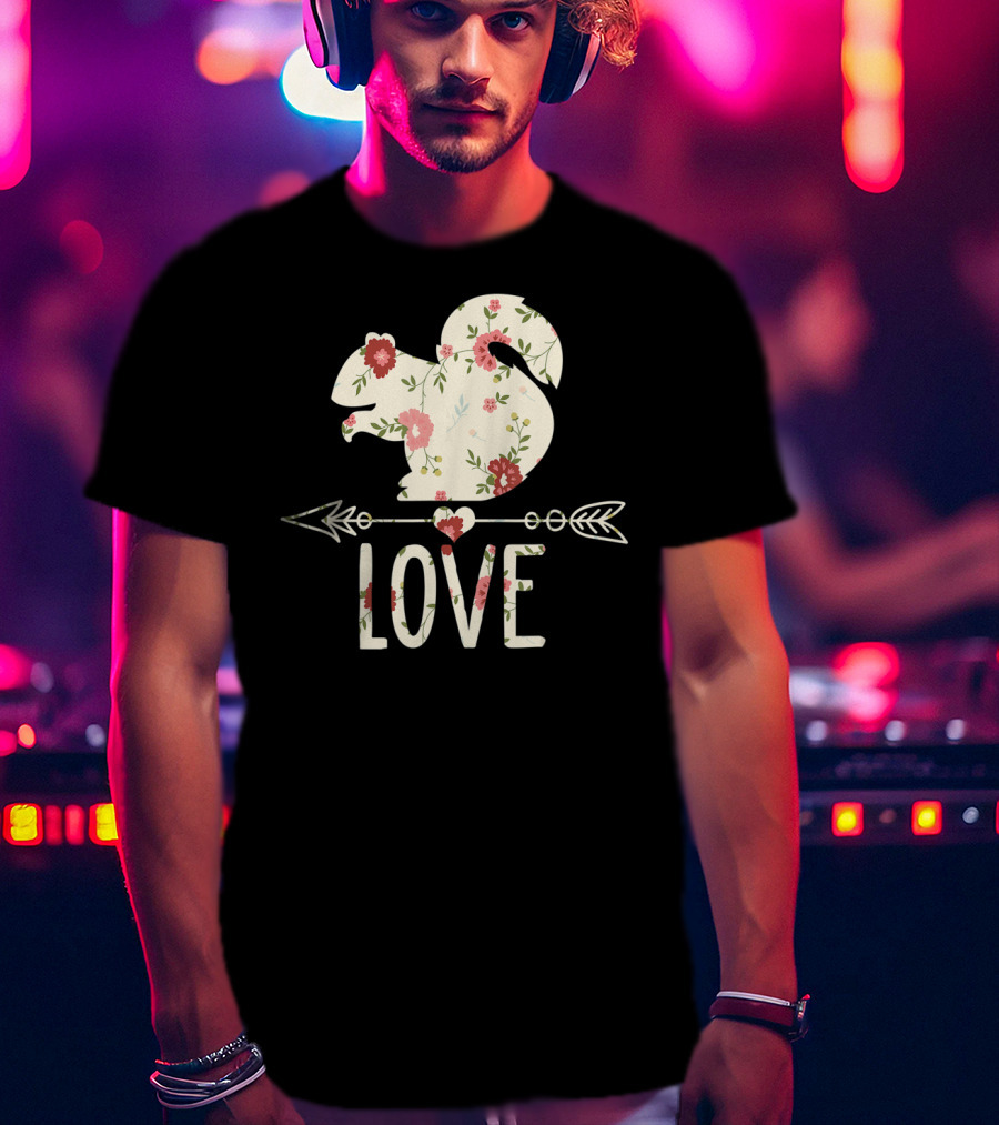 Love Squirrel Floral Vintage Flower Arrow T-Shirt