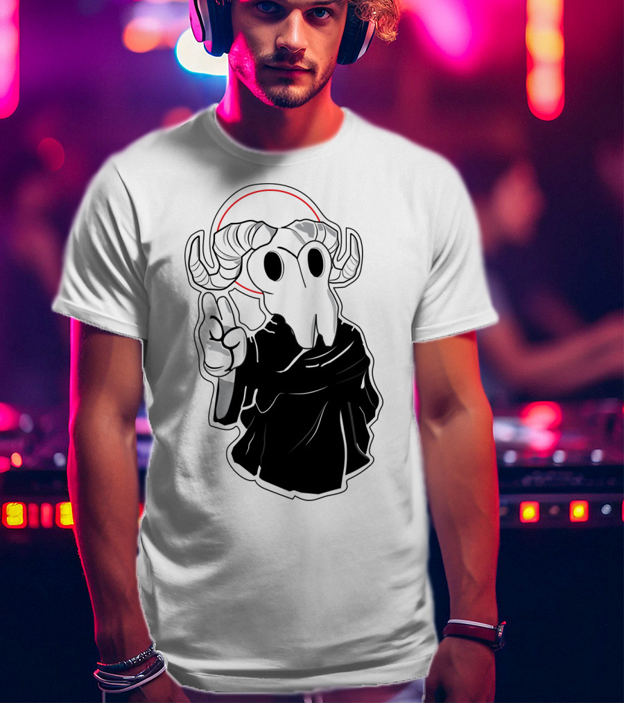Kawaii Beezelbub Satan Evil Skull With Horns And Cloak T-Shirt