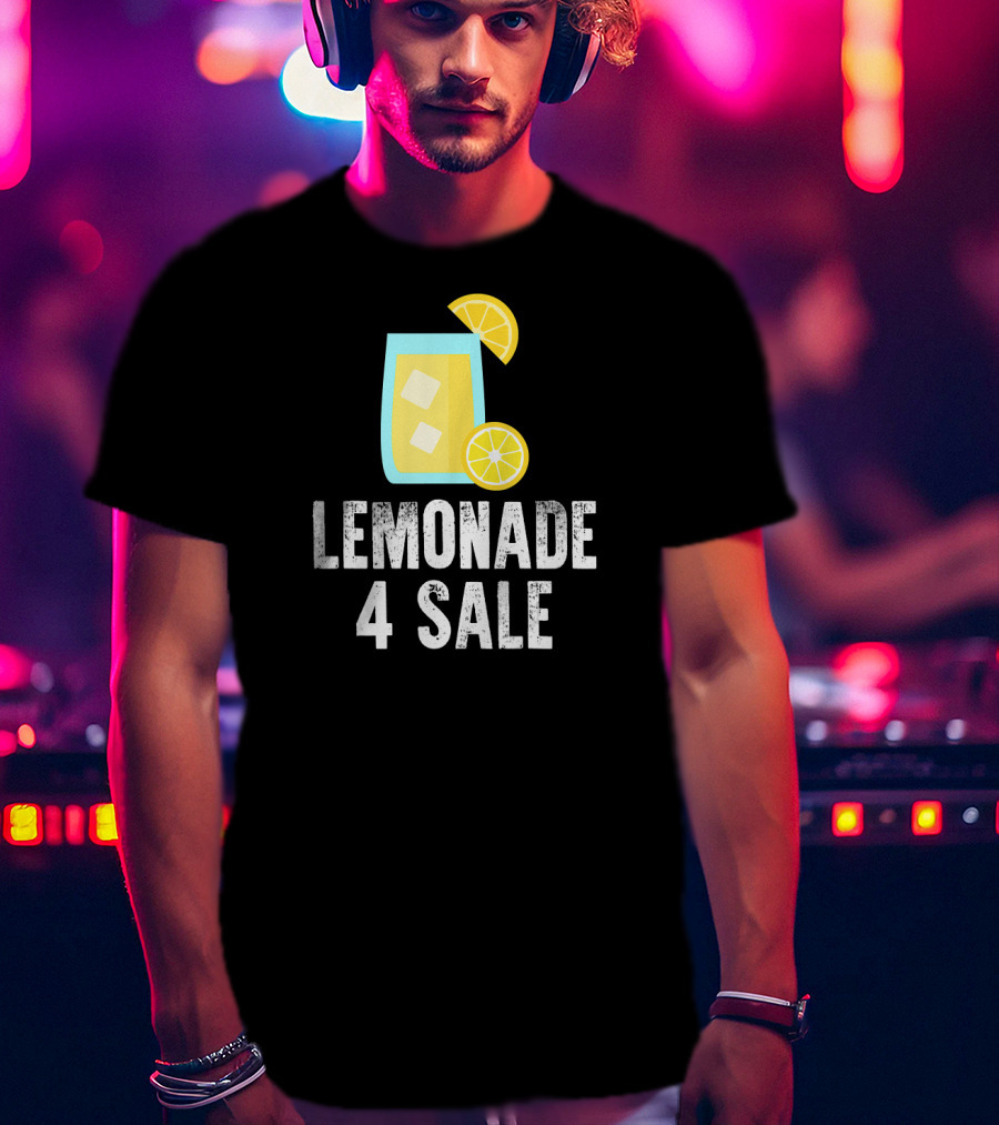 Lemonade 4 Sale Cool Iced Drink With Lemon Slices T-Shirt