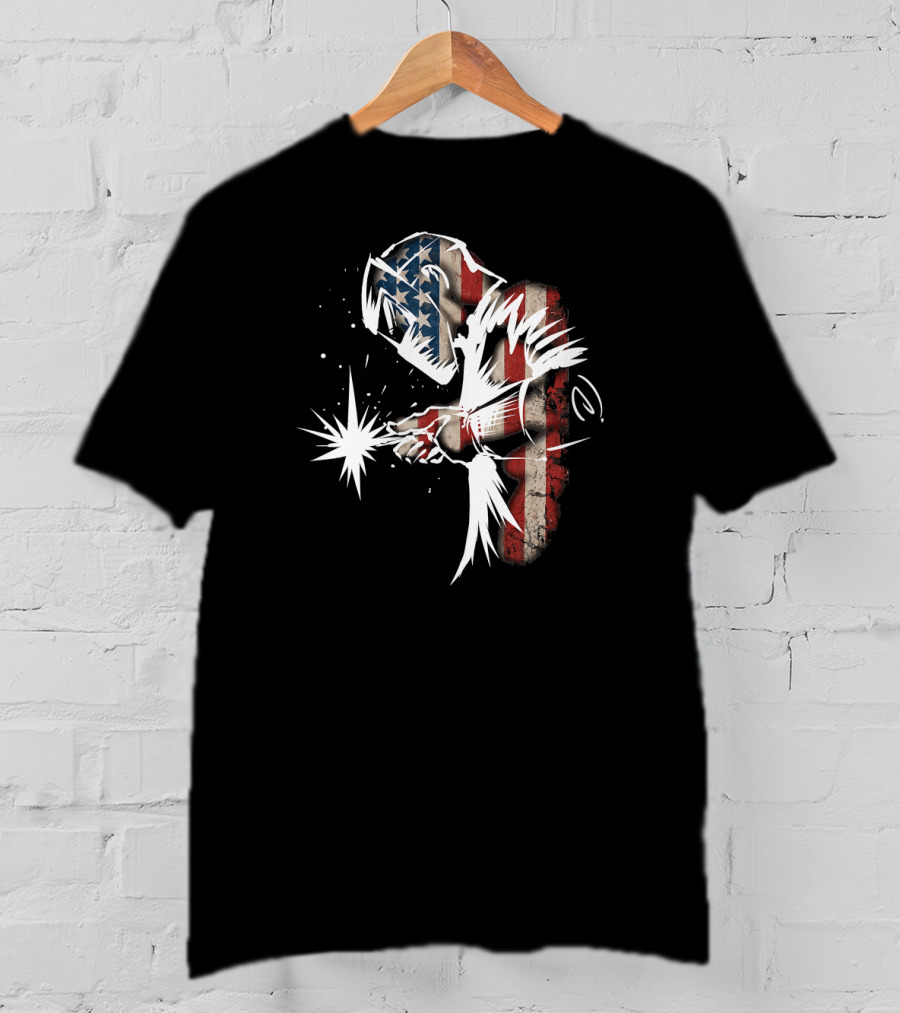 Welder In American Flag Colors With USA Patriotic Flair T-Shirt