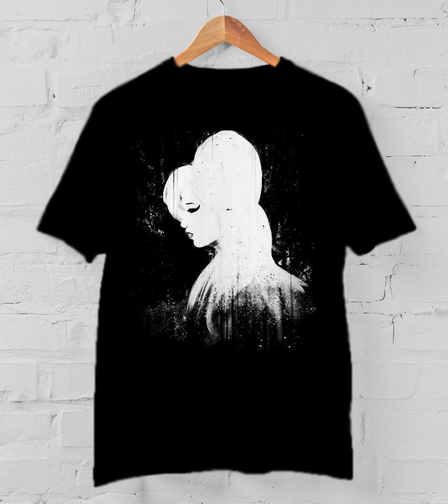 Amy Winehouse Back To Black Silhouette Iconic T-Shirt