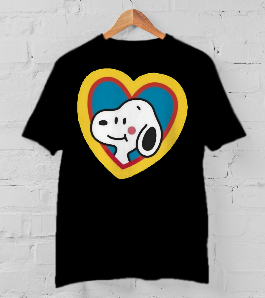 Snoopy Heart Love Peanuts Cartoon T-Shirt