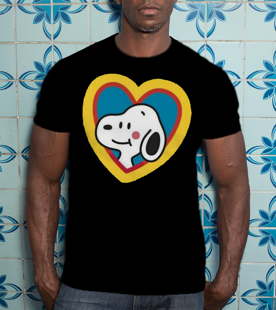 Snoopy Heart Love Peanuts Cartoon T-Shirt