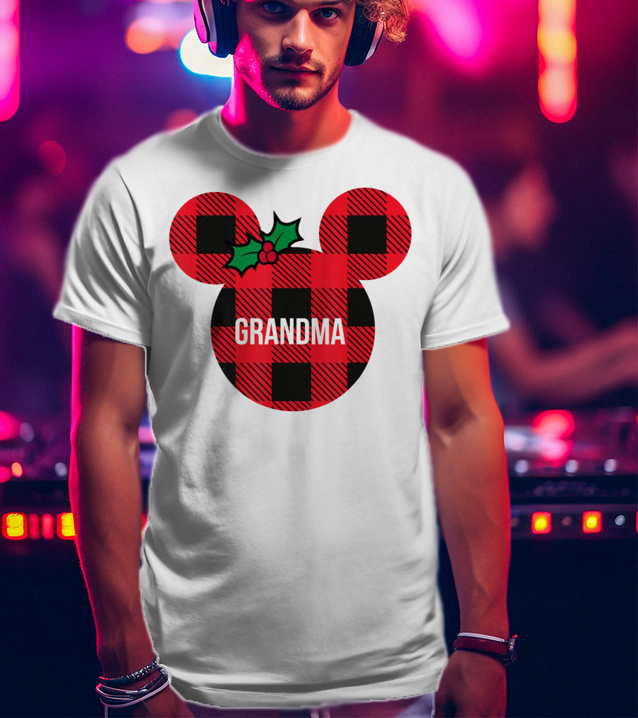 Disney Minnie Mouse Plaid Grandma Holiday Family Christmas T-Shirt