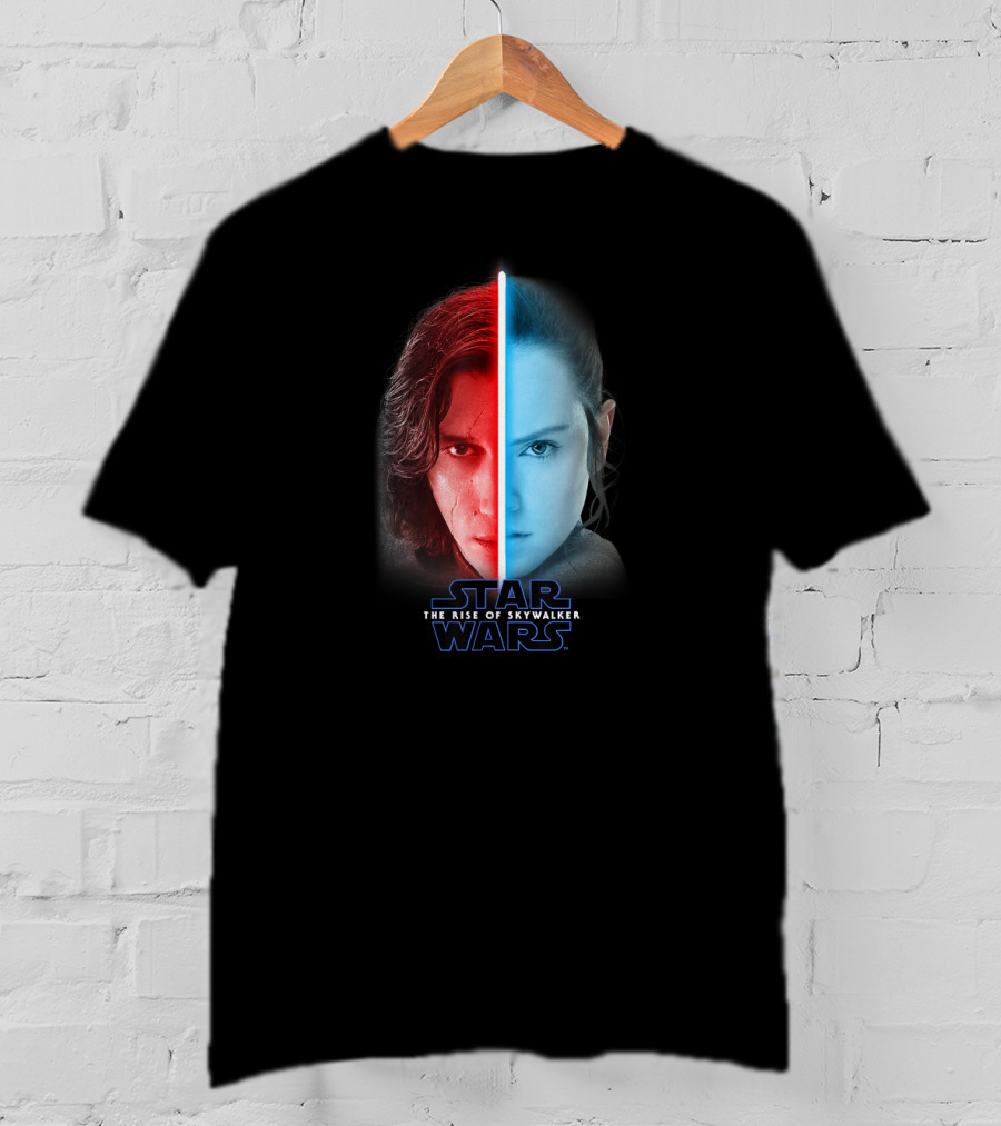 Star Wars The Rise Of Skywalker Rey Kylo Ren Lightsaber Split T-Shirt
