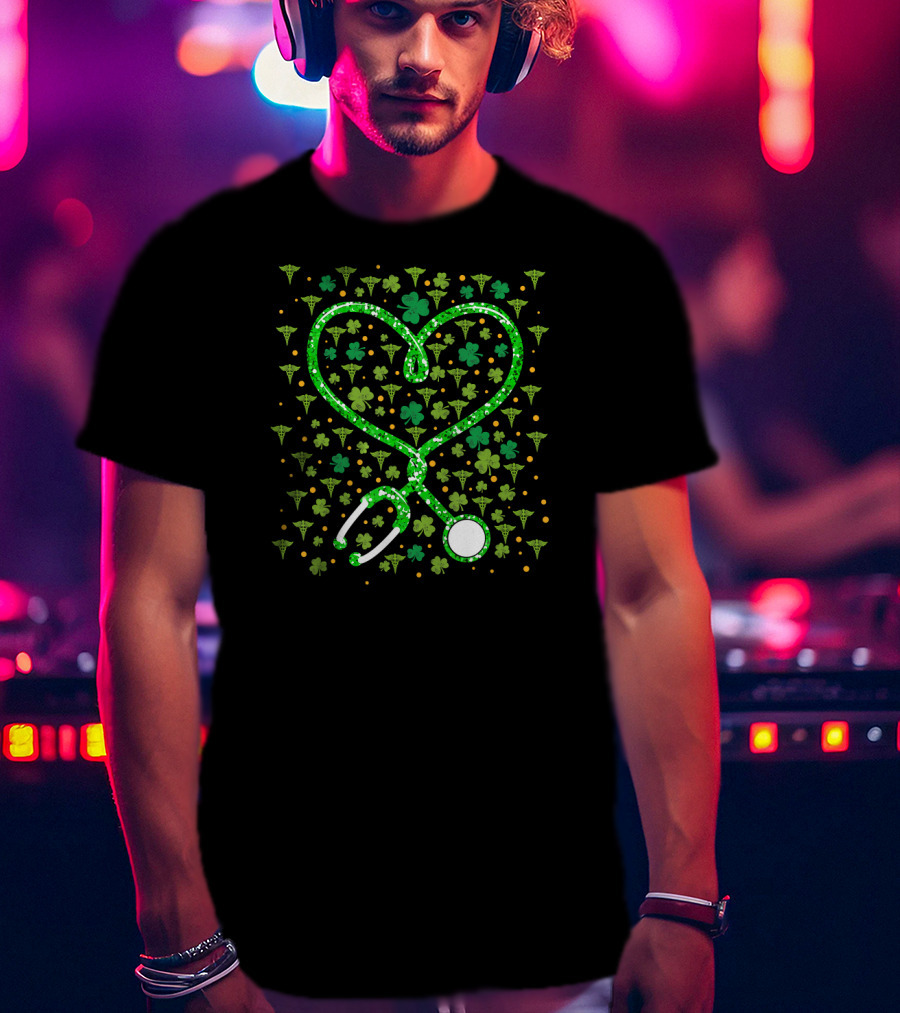 Respiratory Therapist Stethoscope Heart And St. Patrick's Shamrocks T-Shirt