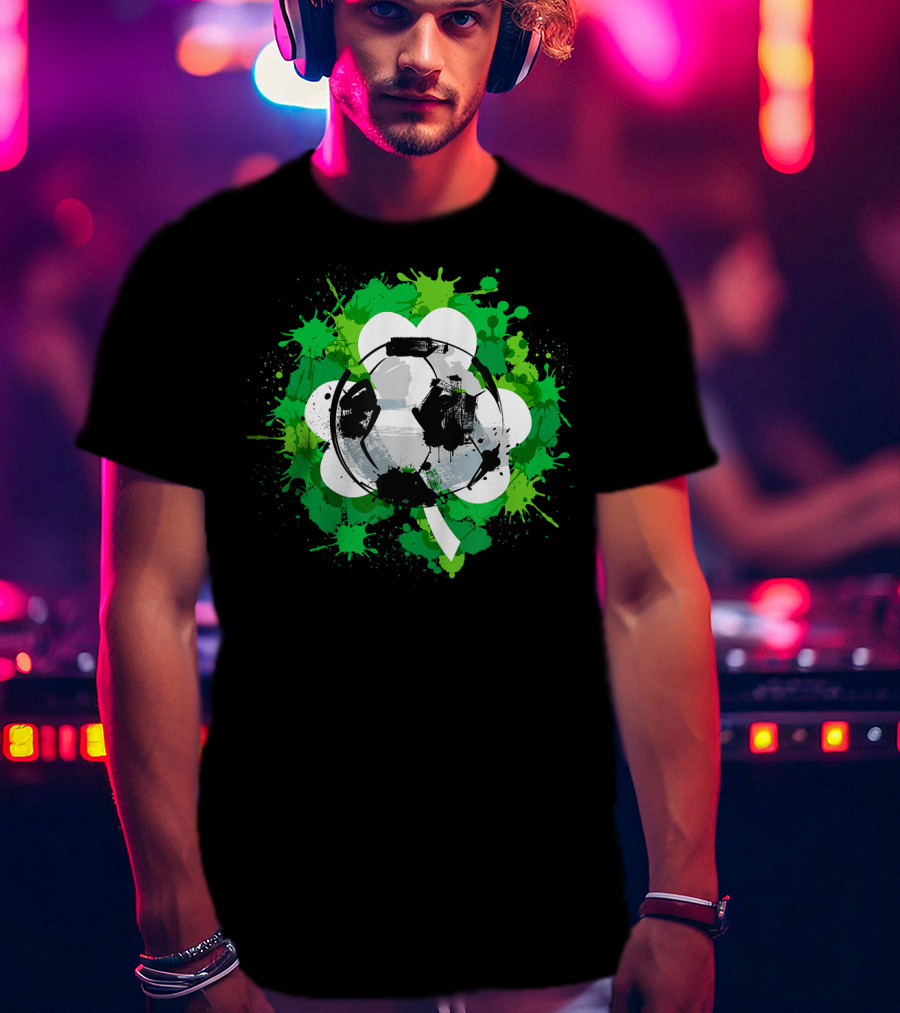 St Patrick's Day Soccer Ball Shamrock Green Splatter T-Shirt
