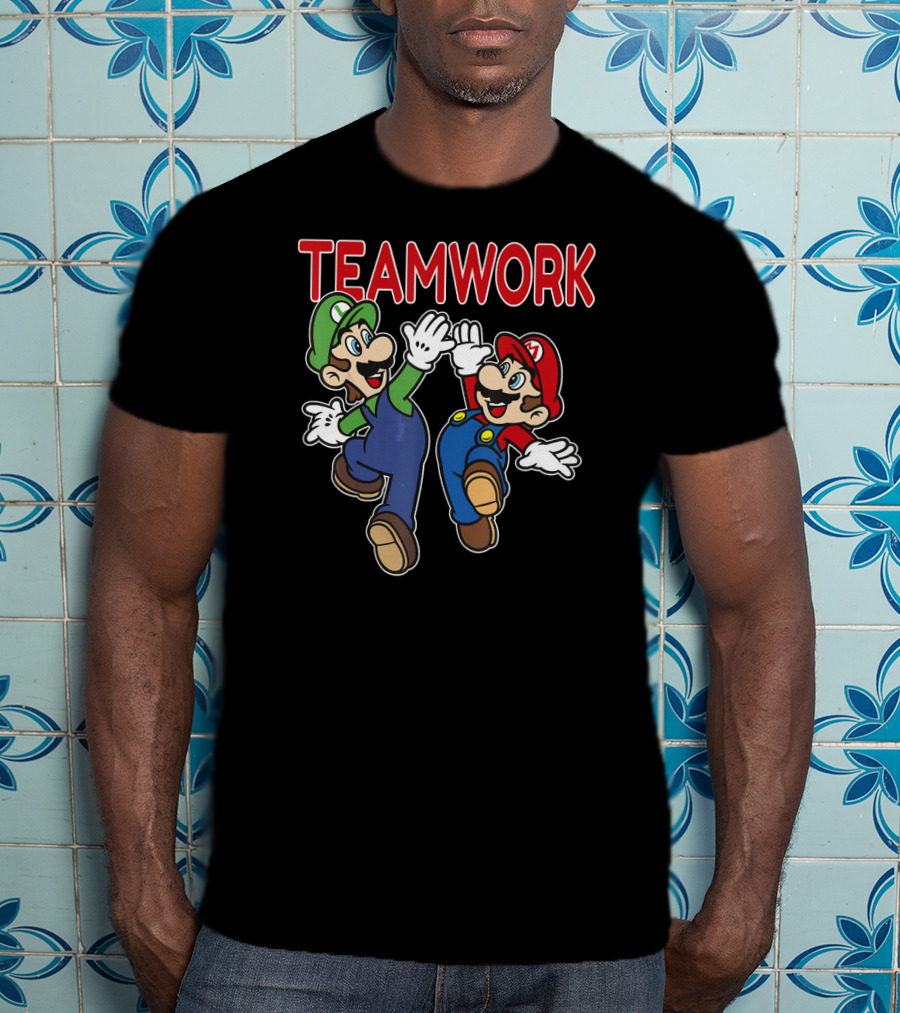 Super Mario Luigi Teamwork High Five T-Shirt
