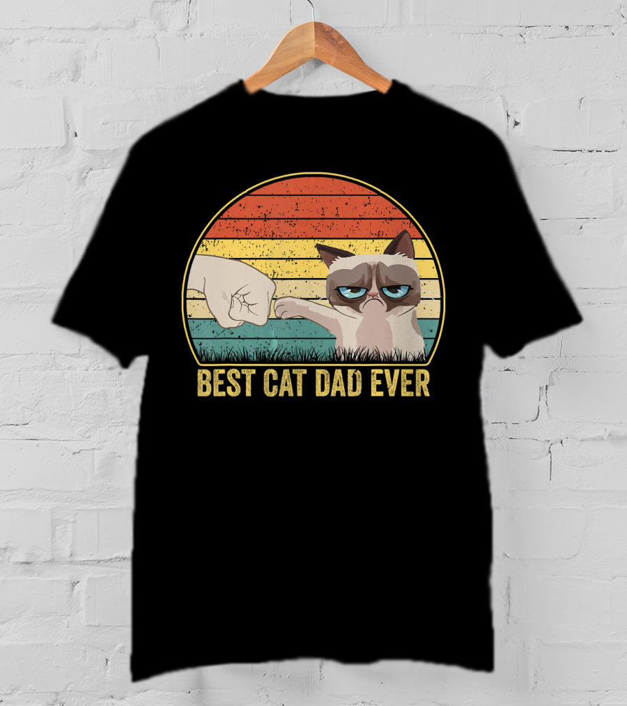 Best Cat Dad Ever Fist Bump Retro Style Cat Daddy T-Shirt