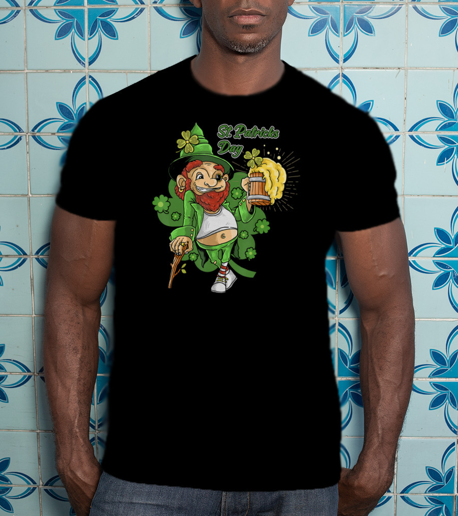 St Patricks Day Lucky Irish Leprechaun With Beer And Shamrocks T-Shirt
