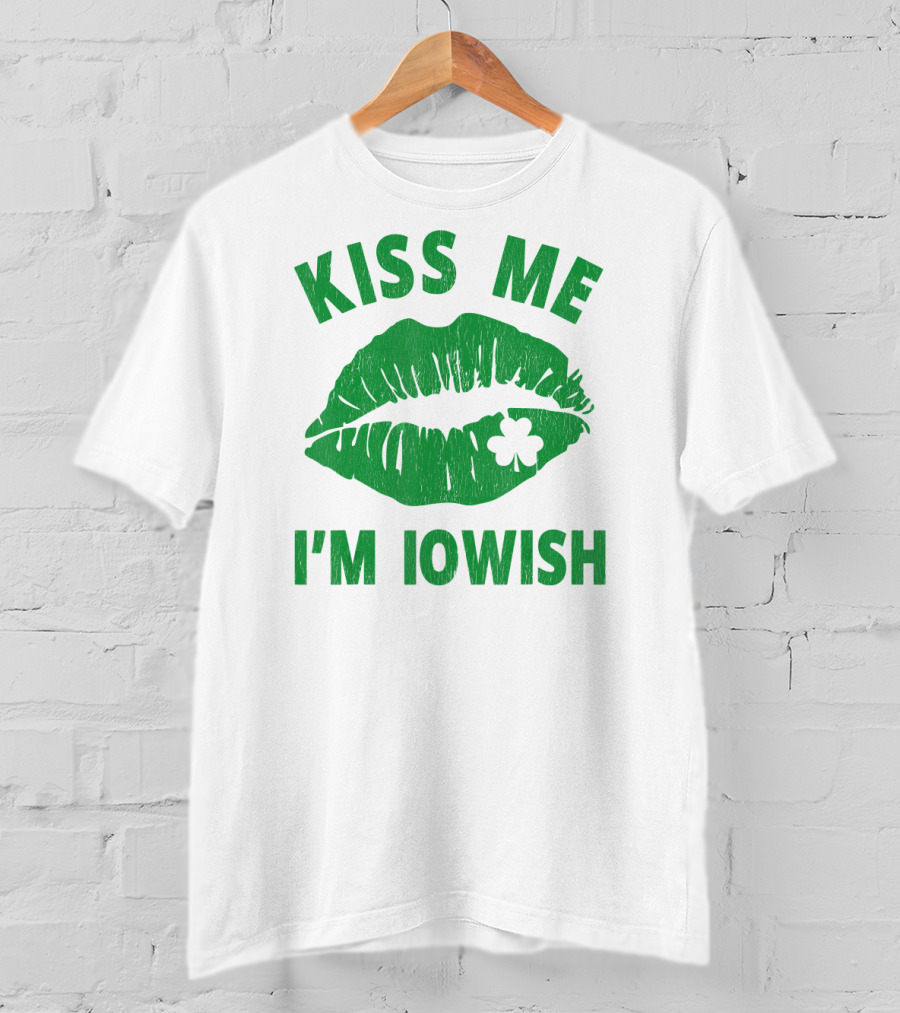 Kiss Me I'm Iowish St Patrick's Day Green Lips With Clover T-Shirt
