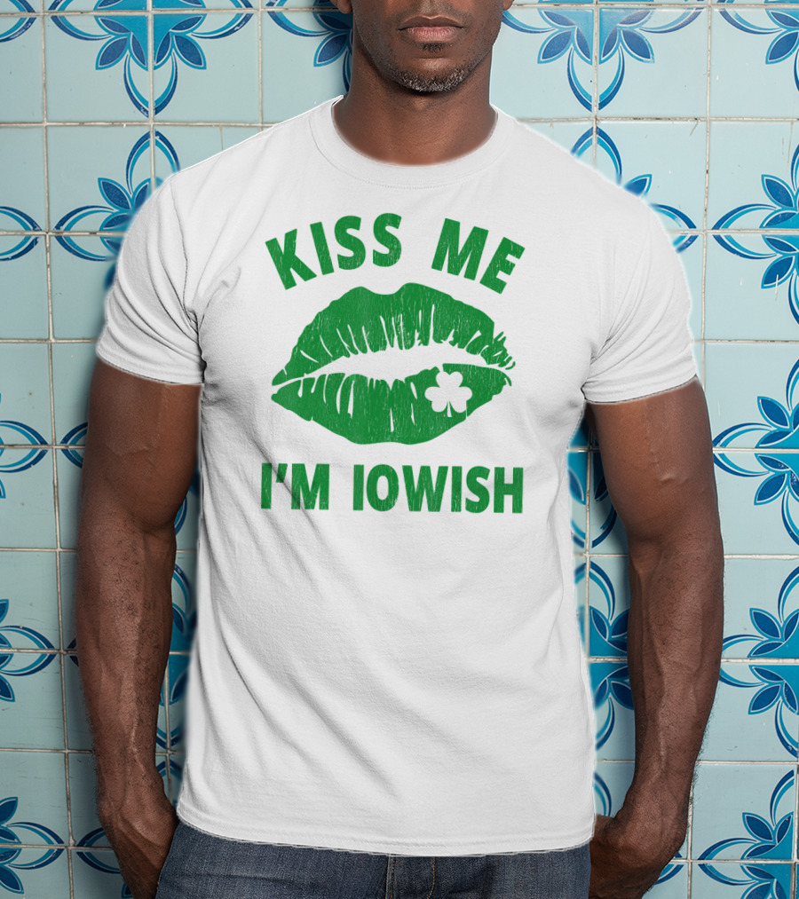 Kiss Me I'm Iowish St Patrick's Day Green Lips With Clover T-Shirt