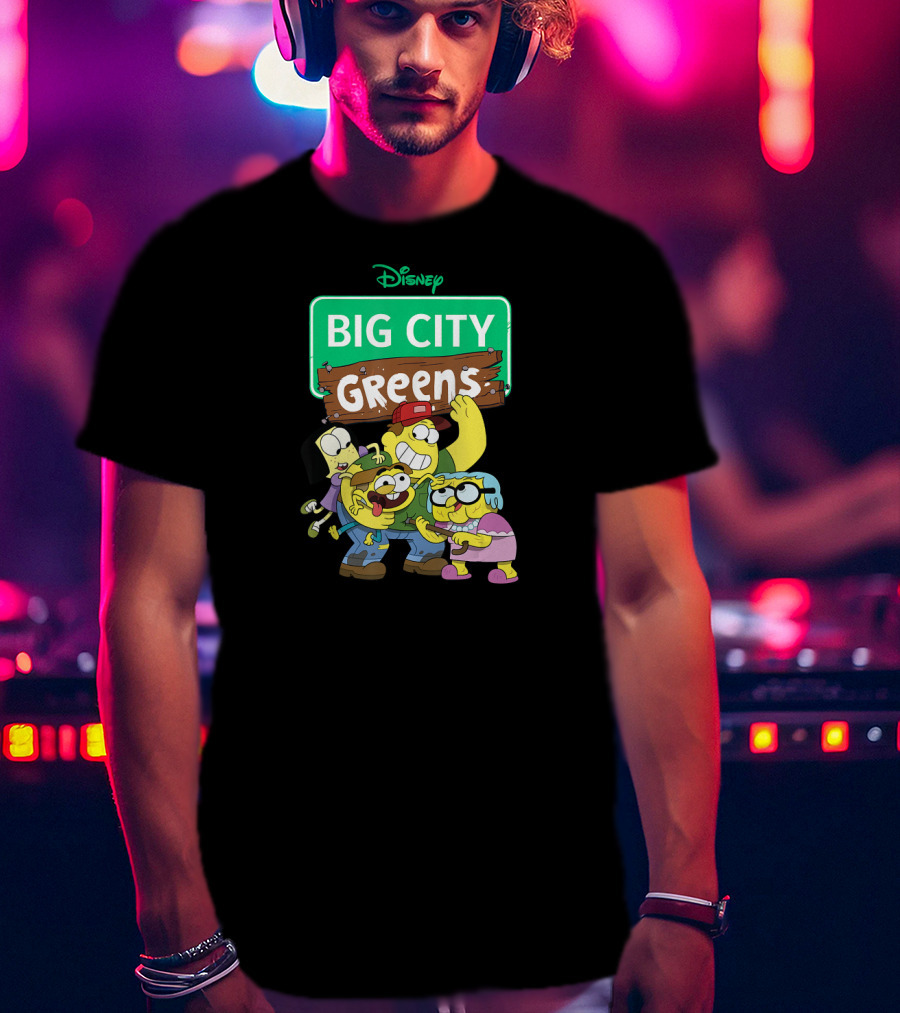 Disney Channel Big City Greens Characters Group Hug T-Shirt