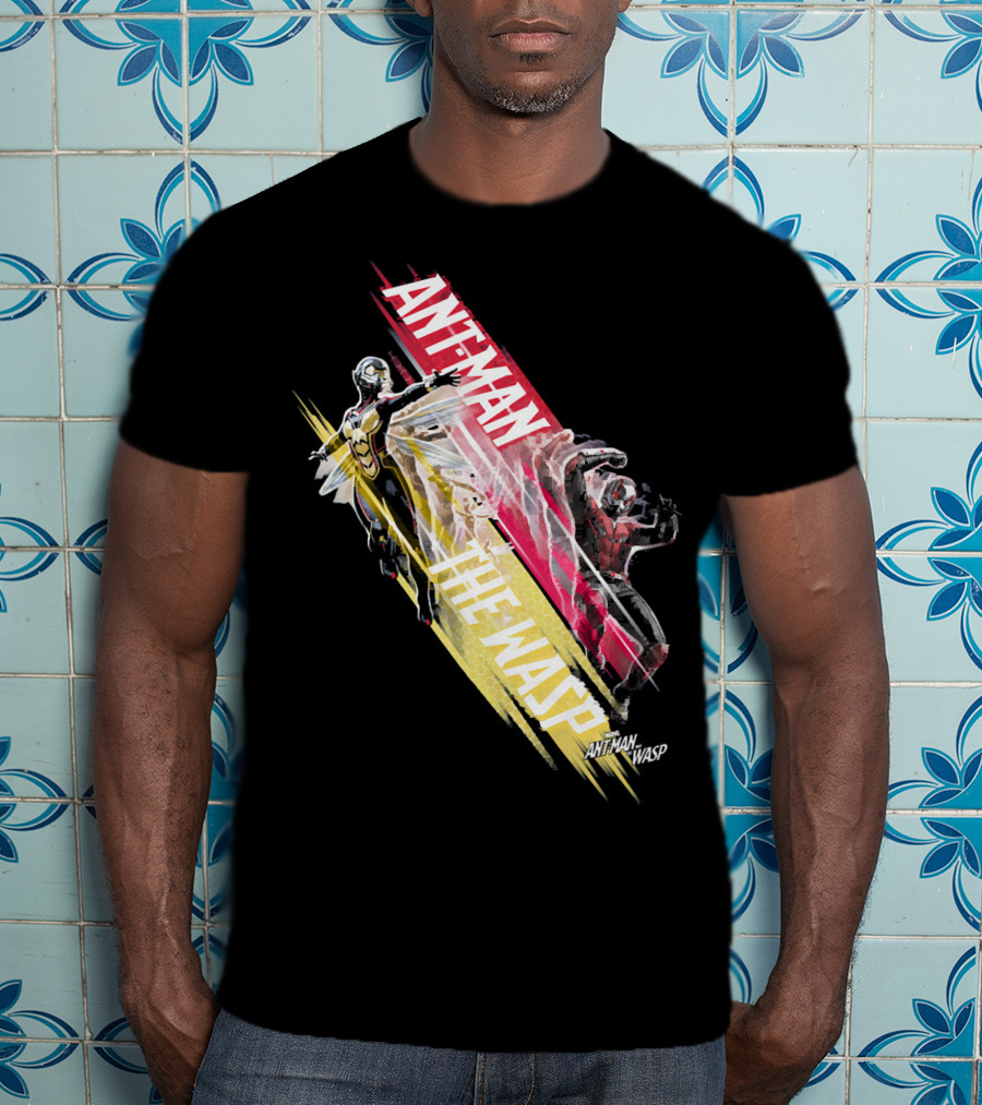 Ant-Man And The Wasp Marvel Official Artwork Dynamic Motion T-Shirt