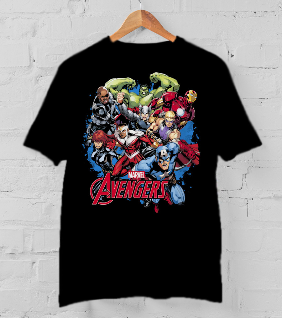 Marvel Avengers Captain Thor Hulk Iron Man Black Widow Comic Assemblage T-Shirt