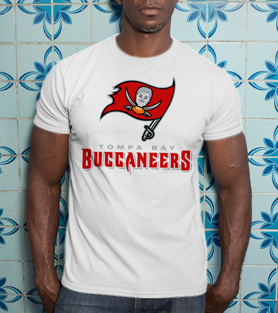 Tompa Bay Buccaneers Brady Flag NFL T-Shirt