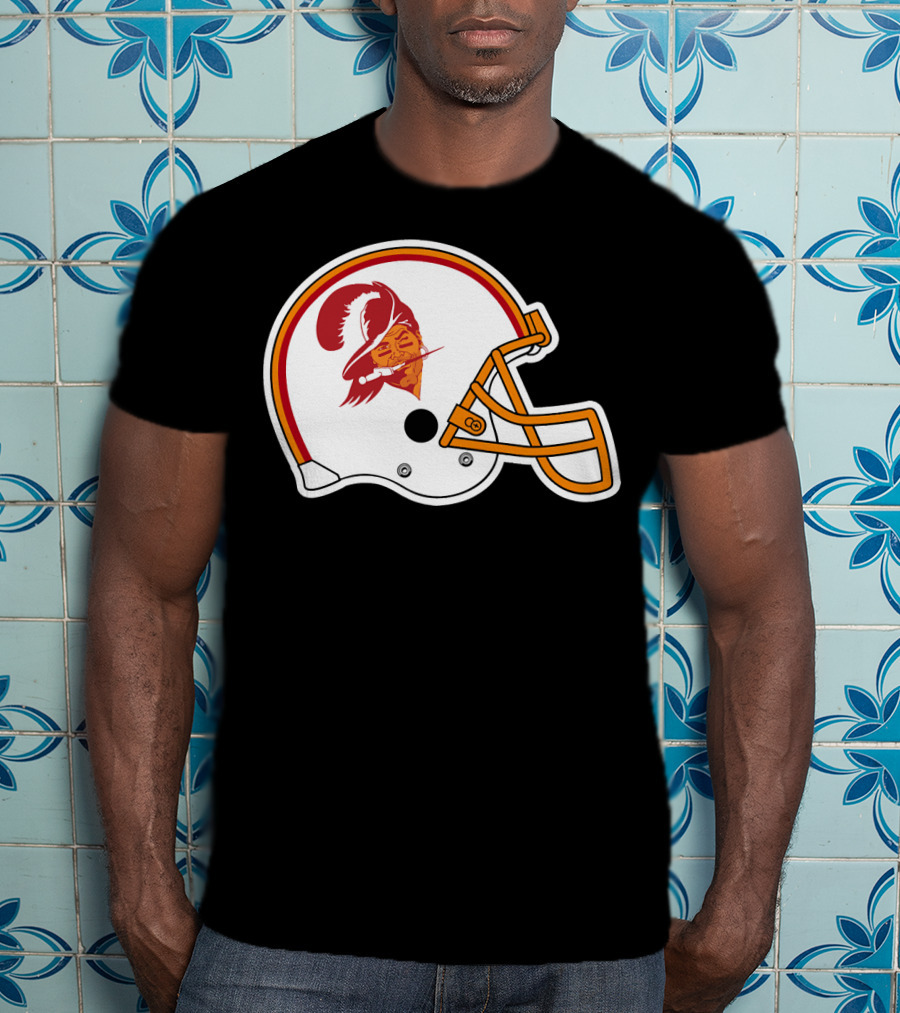 Brady Tompa Bay Buccaneers NFL Retro Helmet T-Shirt